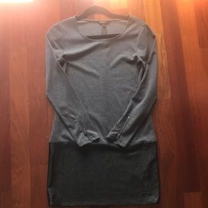 Size 2 Banana Republic long sleeved Dress! Gently worn.